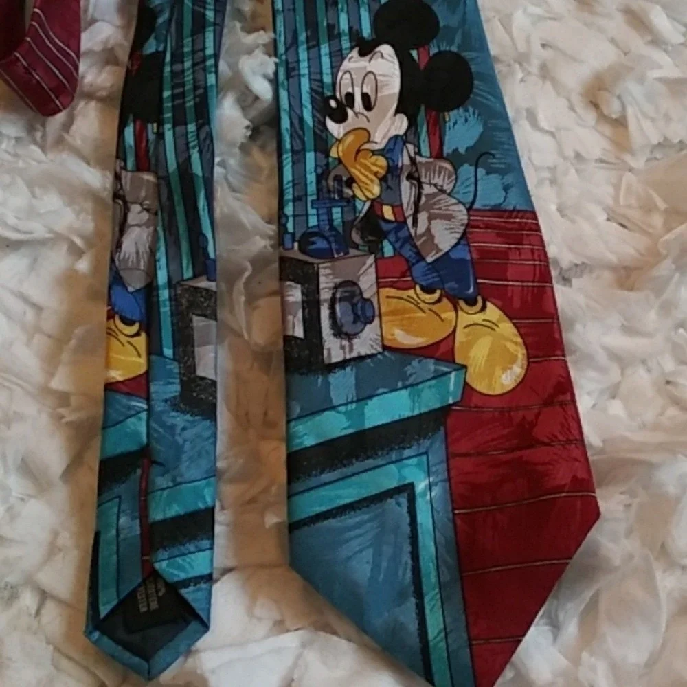 Mickey Unlimited vintage tie red/blue/yellow/black‎